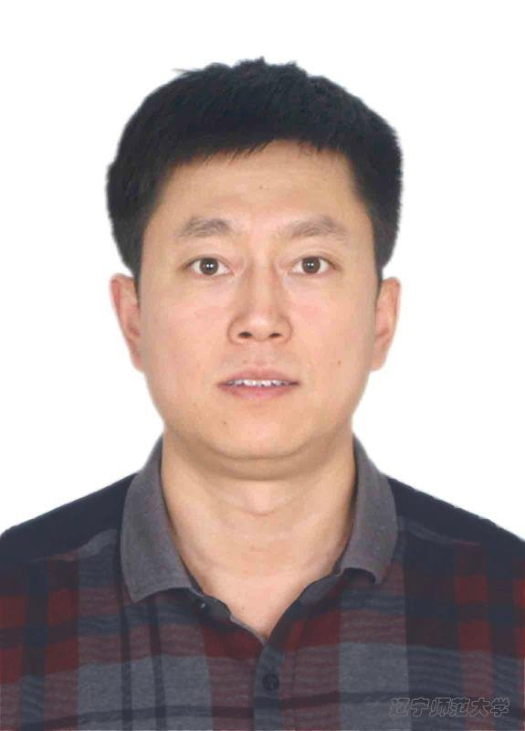 伟德国际1946源于英国创新论坛第一千一百零二讲：人口流失与城市收缩背景下东北地区精明发展路径  